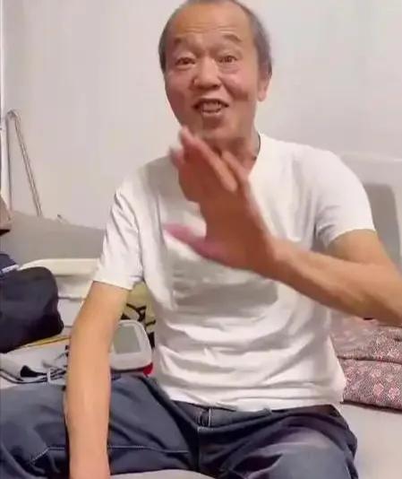 本以为能一直听到小筱贵林老师那充满南昌韵味的相声，熟料他竟突然辞世。这位“城市笑