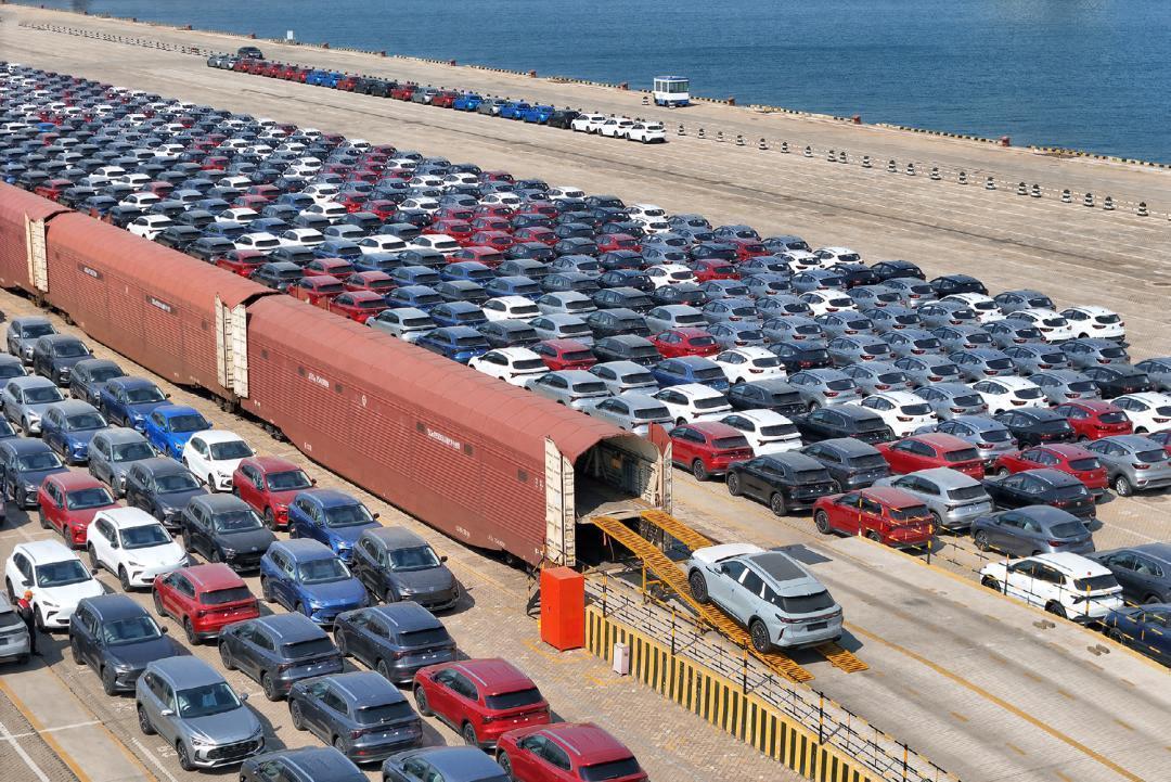 高端突围后的必然震荡
中国与发达经济体之间的摩擦加剧，并不是偶然事件，而是产业格