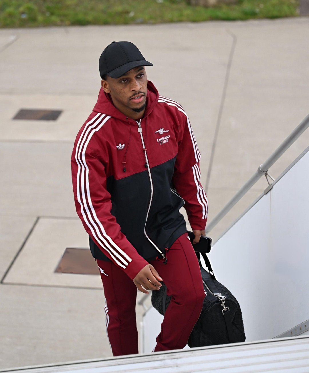 出发布拉格✈布拉格斯拉维亚vs阿森纳 欧冠 阿森纳[超话] ​​​