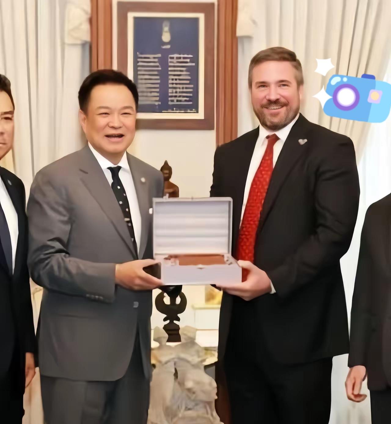 好消息，美国FBI表示将出重拳，剿灭东南亚网络 诈 骗 集团！
FBI副局长安德