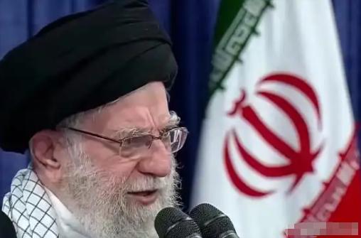 海峡封锁倒逼转型！中国的短期挑战与长期机遇！霍尔木兹海峡突发封锁，作为能源进口大