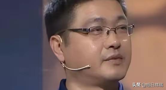 河北一银行女职员，婚后答应丈夫读硕博请求，独自扛家6年，丈夫学成而归后，妻子却被