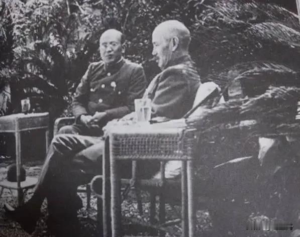 蒋介石最“明智”的一次决策

       话说1949年初，国民党军已经兵败如