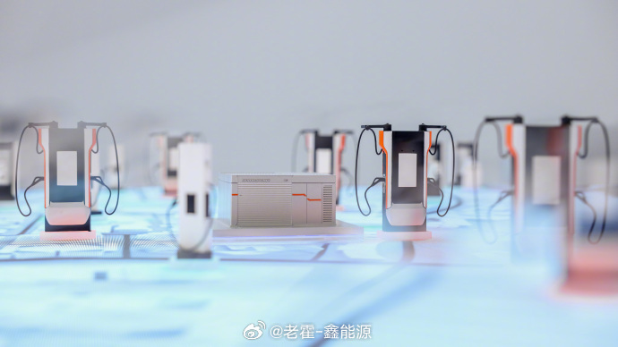 全球量产最快充电速度 吉利这次把单枪峰值功率做到了2.2兆瓦。数字确实抢眼，但我