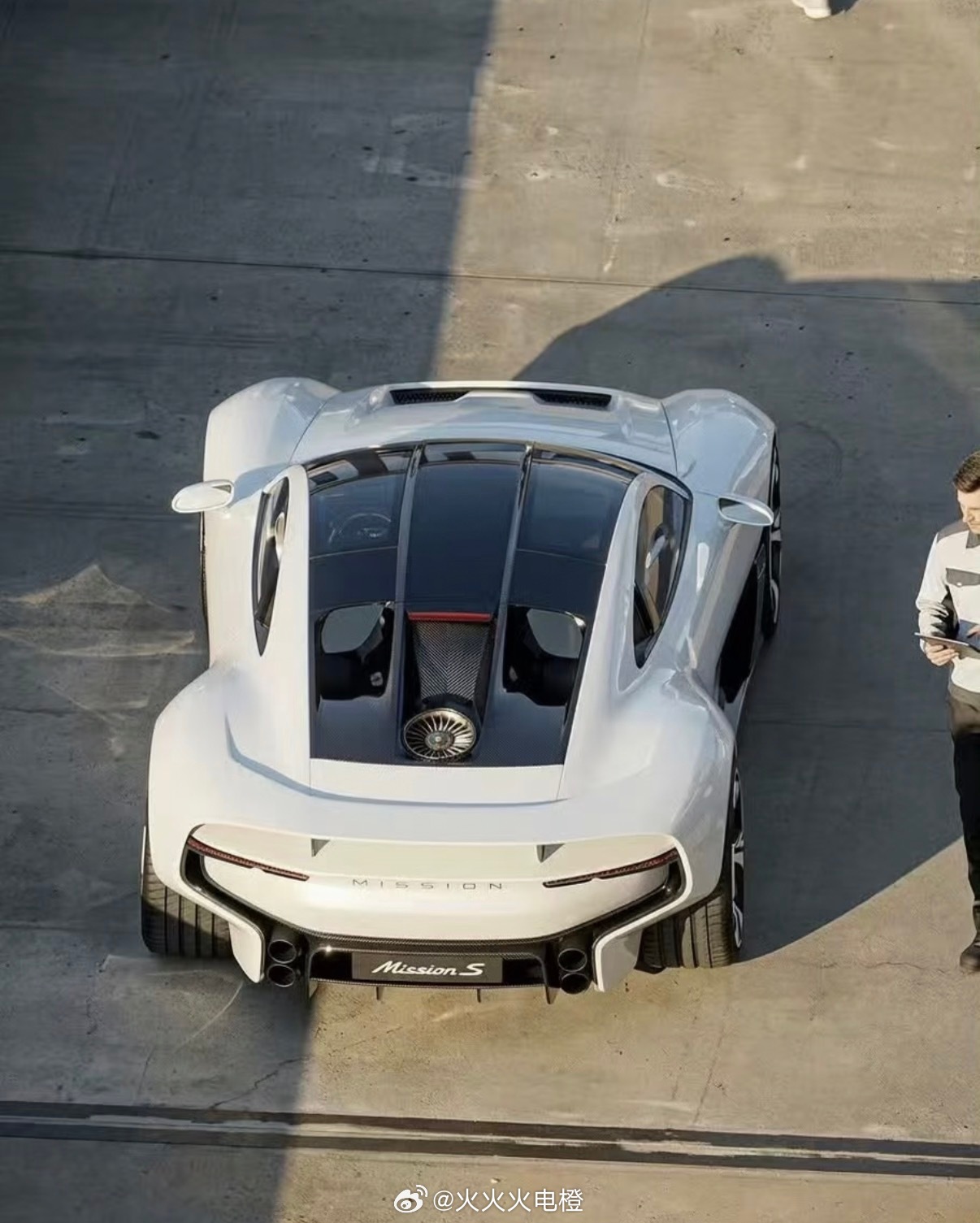 保时捷Mission S 实车曝光！后面竟然有个小风扇？定位Supercar，比
