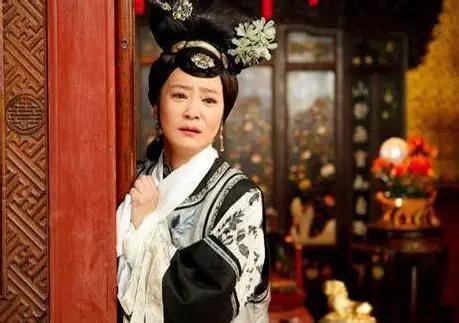 清朝后宫三千佳丽，争宠的方式五花八门：有人靠脸，有人靠家世，有人靠生儿子。但有一