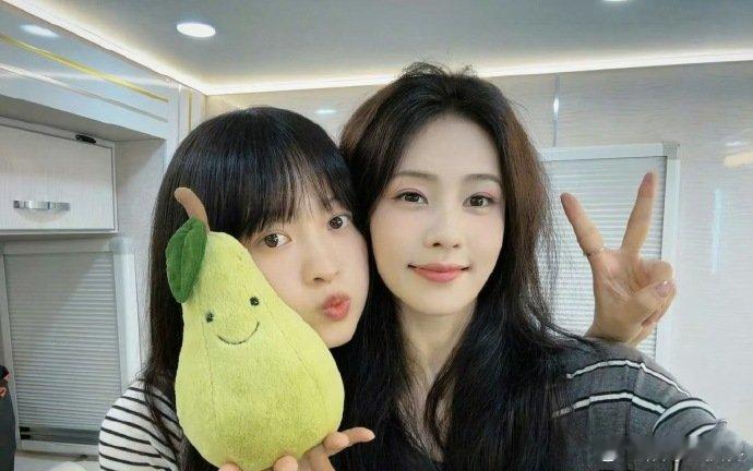 白鹿给呵呵买车 是谁狠狠羡慕了！“一鹿呵护” 的神仙闺蜜情太好嗑，双向奔赴的友情