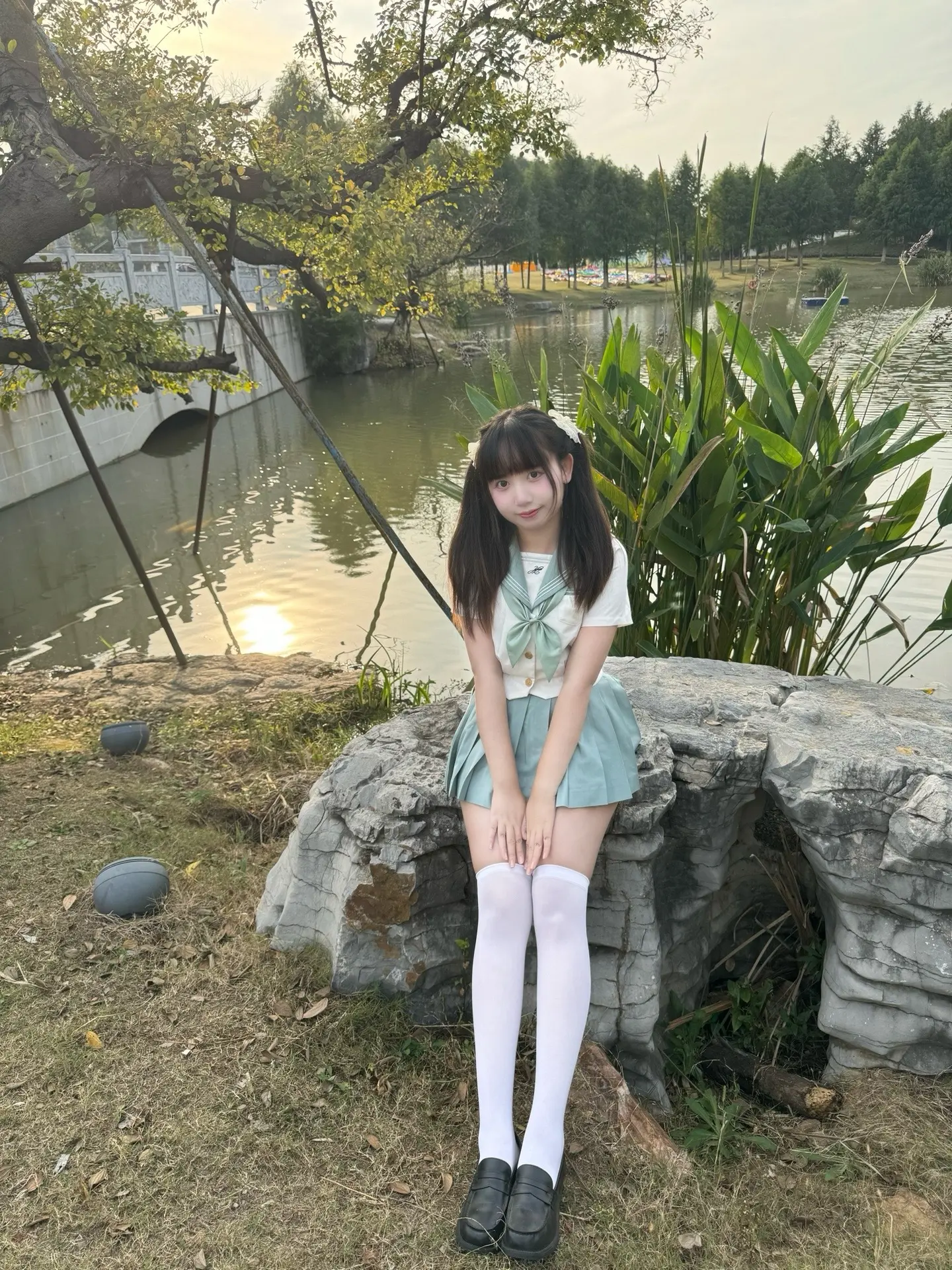 甜妹来拍照咯！！！夕阳的余晖～