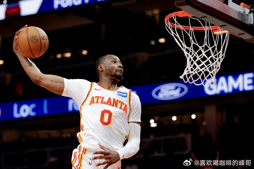 明日，勇士将在客场挑战老鹰，两支球队今天都输球，明天都是背靠背作战。这是两队大交