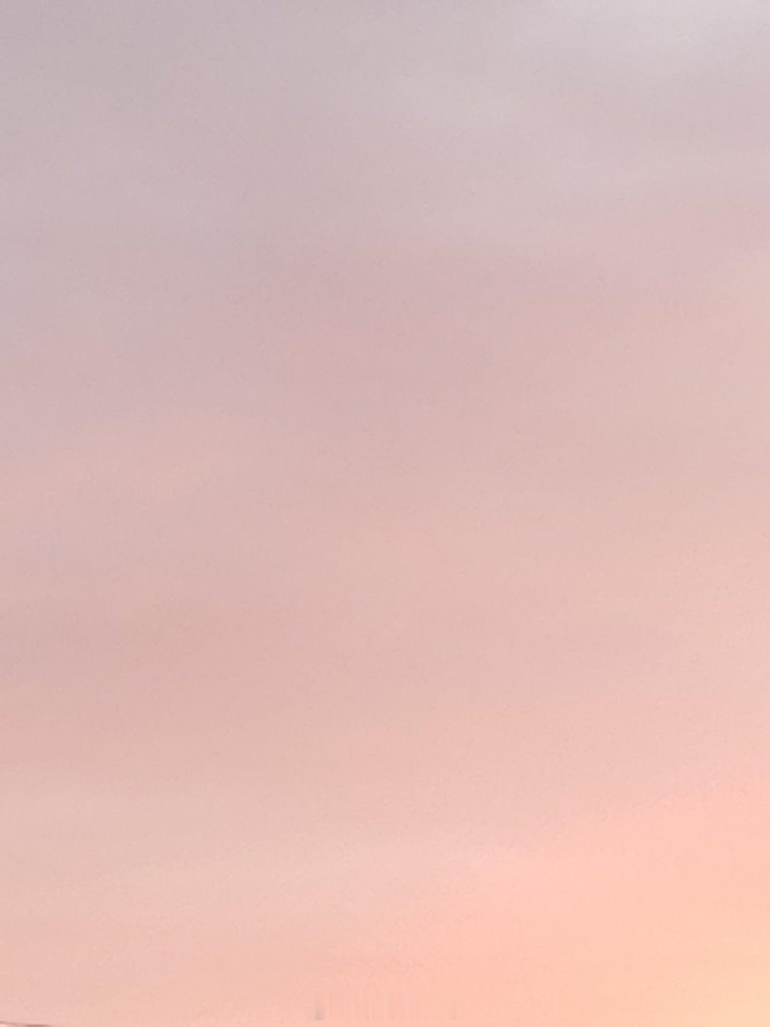 早安，天空也是这么粉