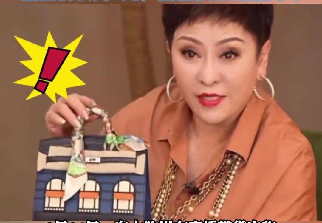 最近好多人都在说：向家那么有钱，向太还天天直播带货，也太掉价了吧？
 
在很多人