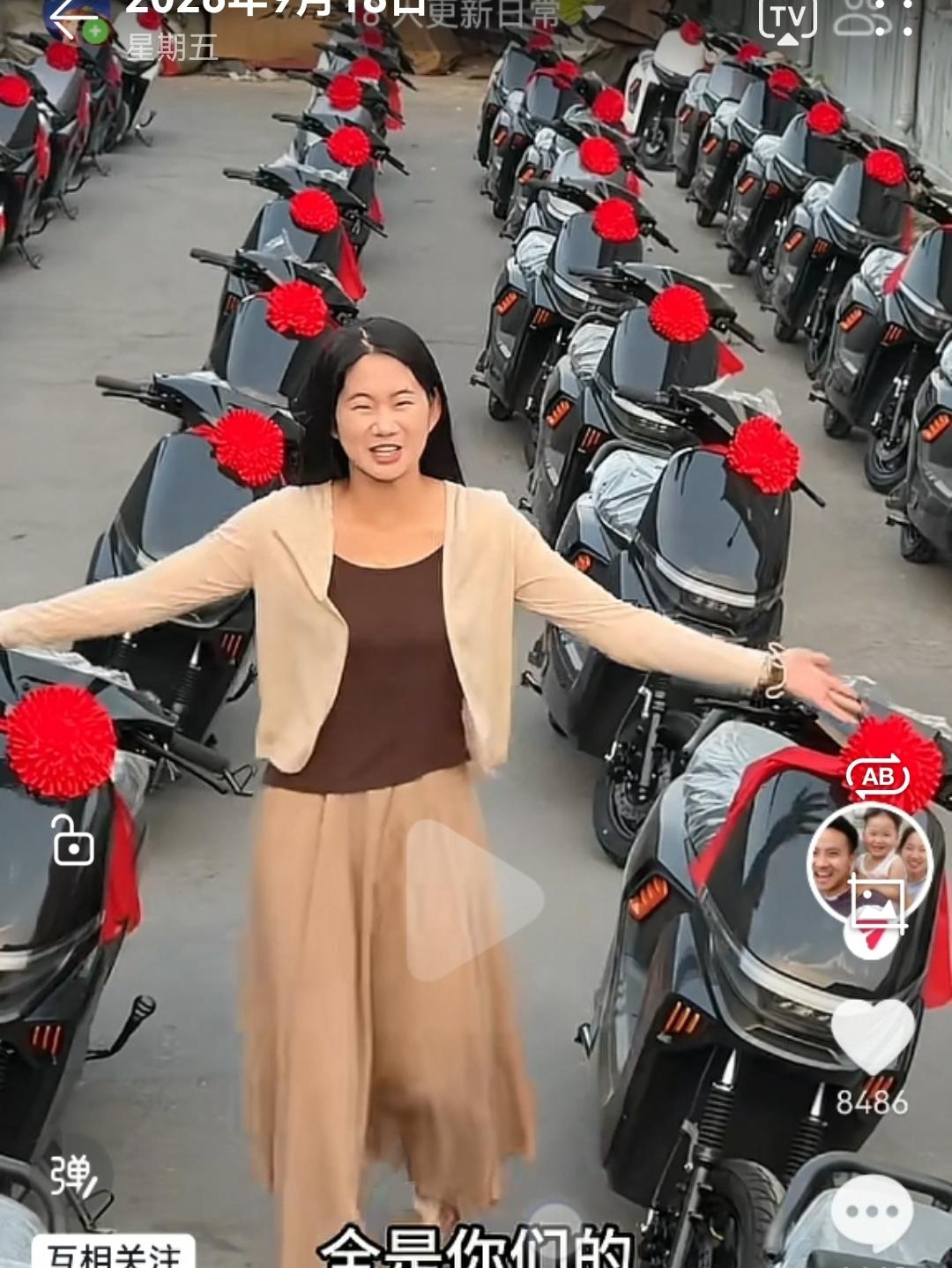 跨越300公里的温柔，小康欣欣以真心回馈粉丝
 
一份双向奔赴的温柔，最是动人。