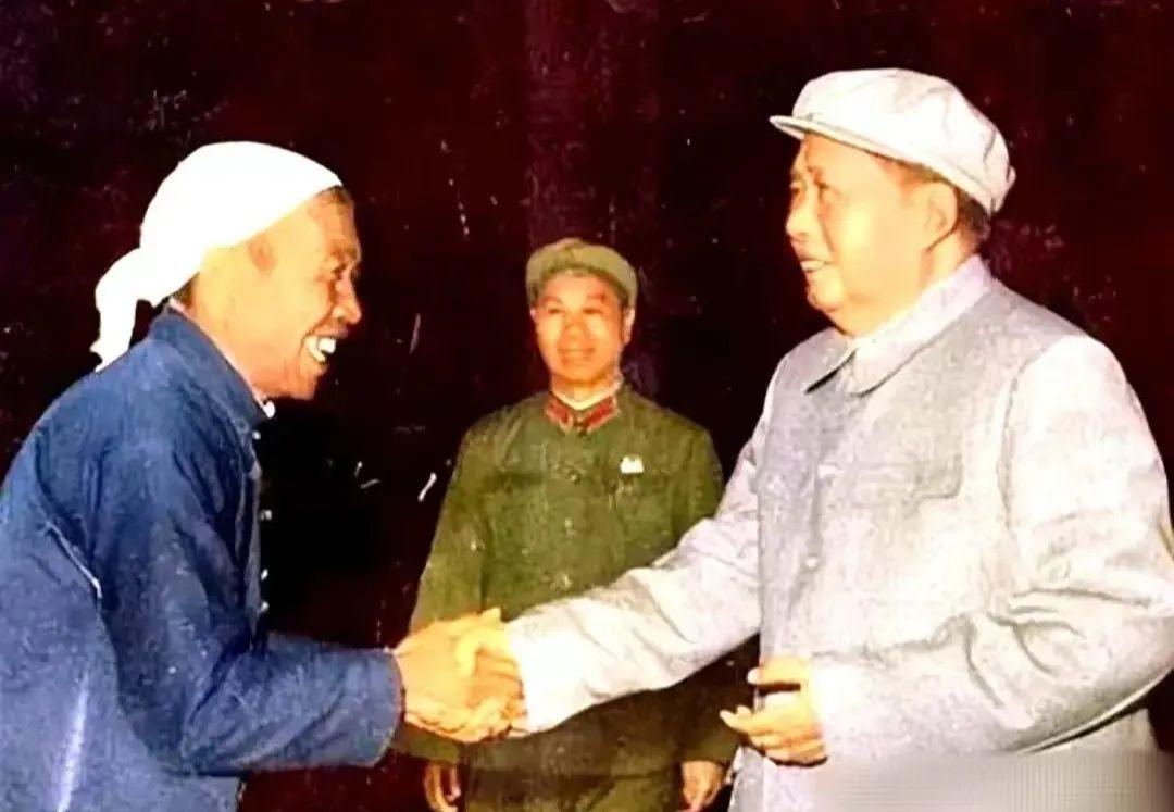 陈永贵，上个世纪50-70年代大寨党支部书记，在毛泽东的关怀下，陈永贵从一个普通