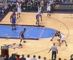 费舍尔的防守已经很可以了，但对方是艾弗森！