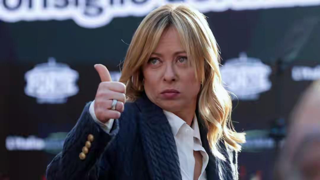 意大利发出不和谐的声音！

特朗普军事打击委内瑞拉，非法绑架马杜罗夫妇，世界哗然