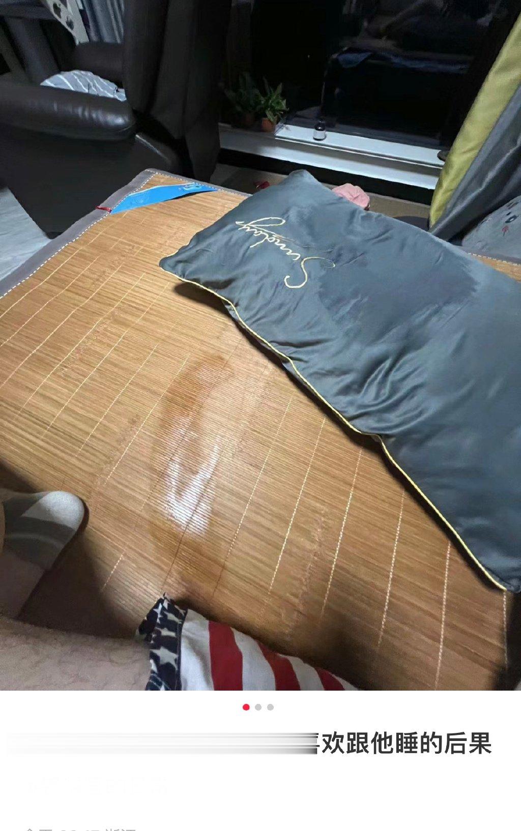 当猫咪跟爱出汗的男友睡觉时 哈哈哈哈哈我甚至从他的语气里看出了一丝骄傲哈哈哈哈哈