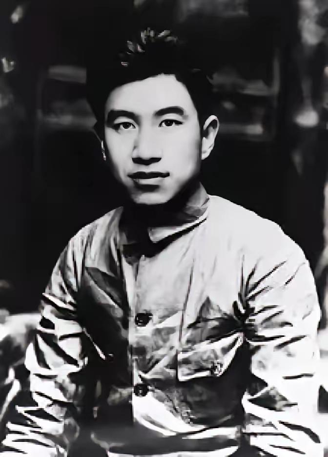 1934年，化装成商人的张子华不幸被捕！敌人审讯他时，他讲一口浓重的家乡口音，说