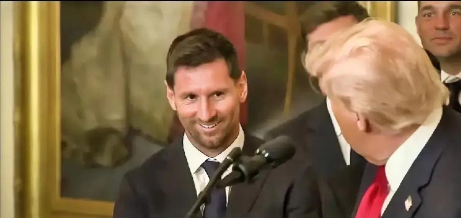 2026年3月5日，梅西跟着迈阿密国际全队，以美职联冠军的身份走进白宫，这是他职