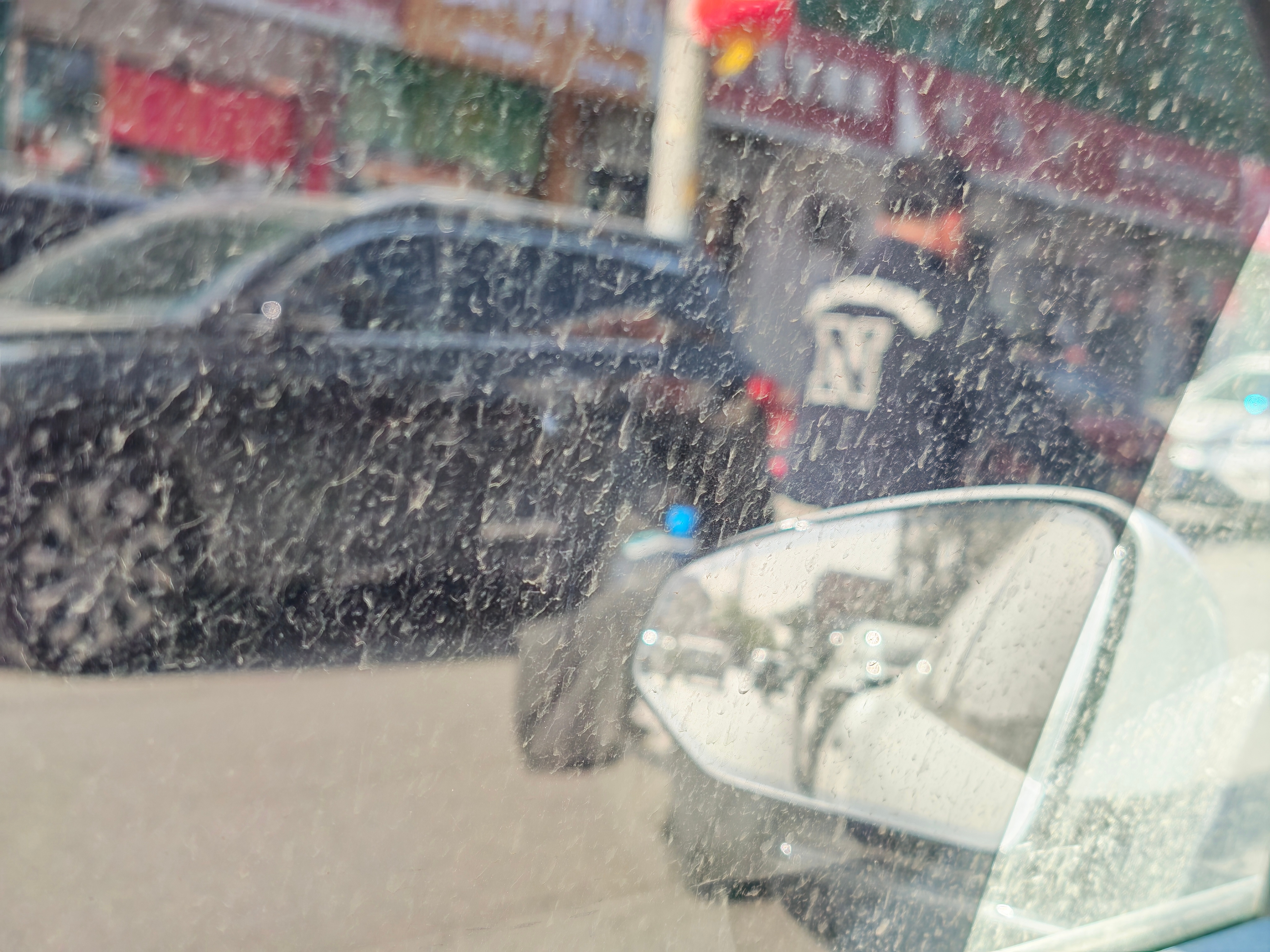 北京又下泥了，这车咋洗