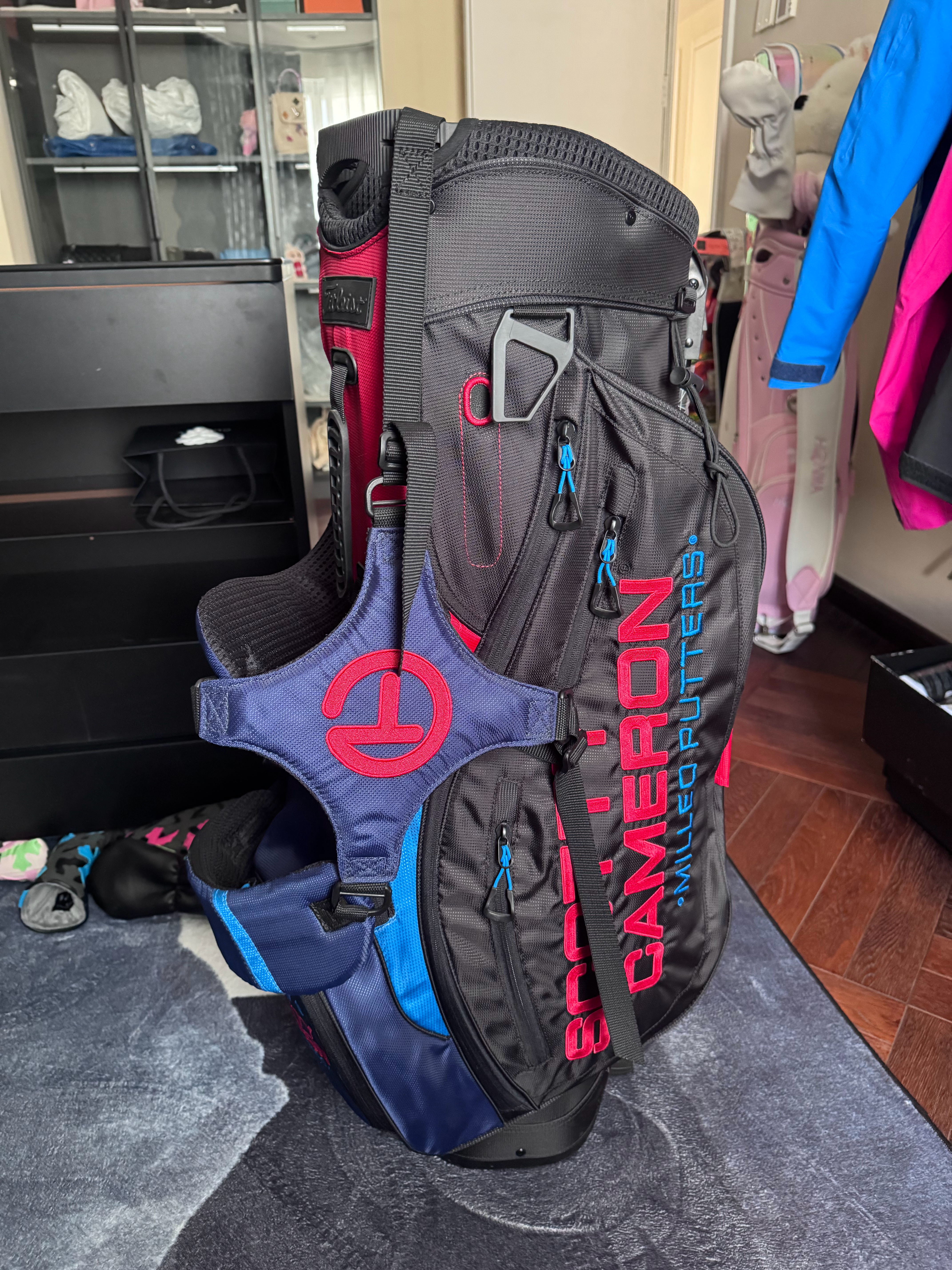 新买了个球包，帅吗