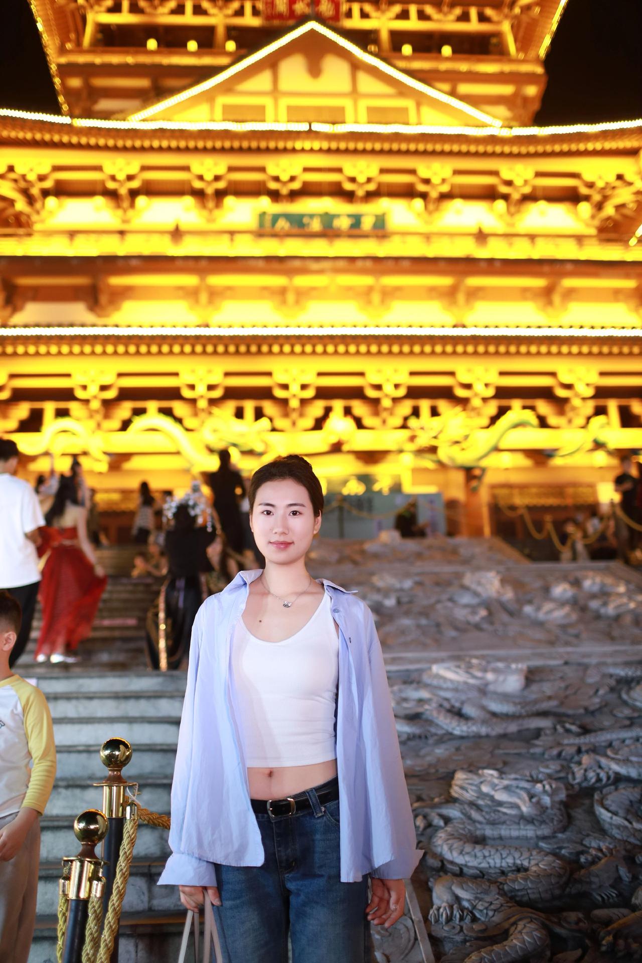 古风古城夜景 城楼夜景打卡拍照 古建筑打卡穿搭 古风城楼夜景 古风夜景