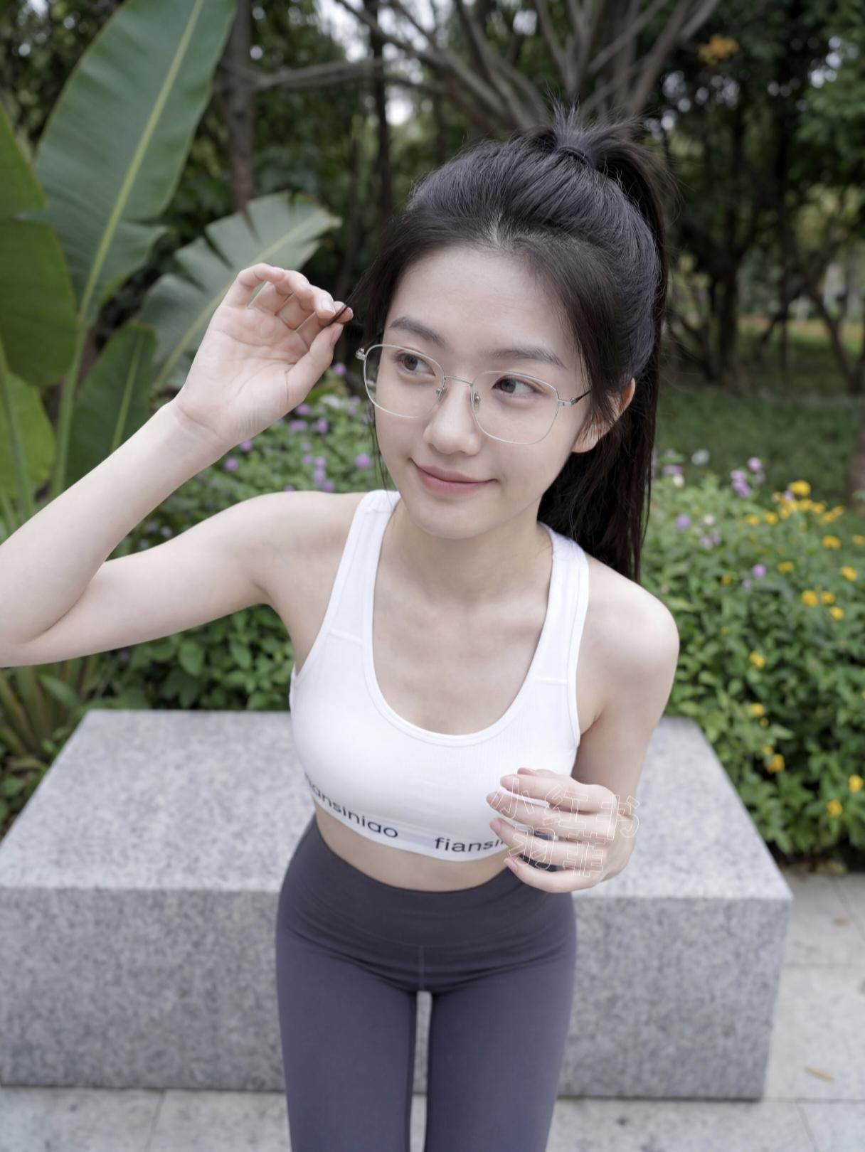 元气少女户外运动穿搭，活力满满！🌞💪