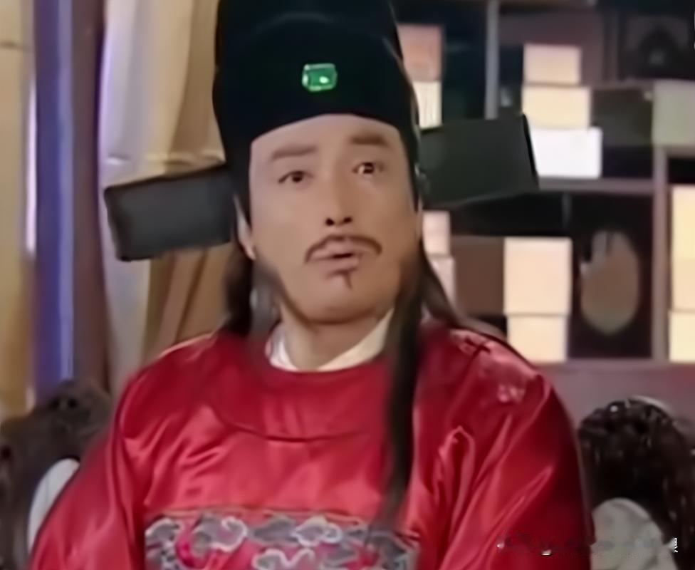 首辅王家屏出了名的硬骨头，铁汉子，敢于直言犯上

却说万历有一天心血来潮，万历想