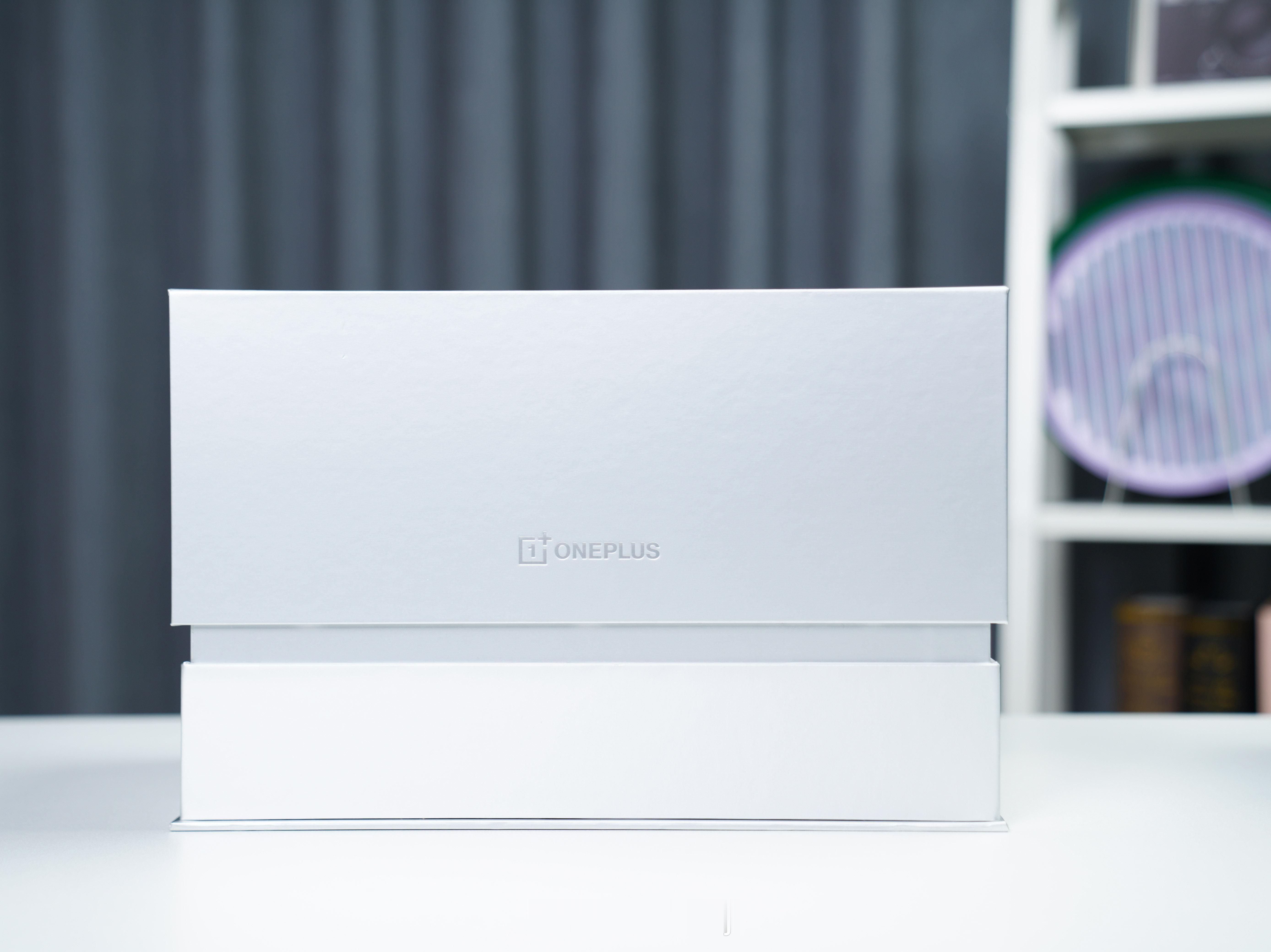 晒一加 Ace 6T邀请函，我的感慨是——果然一加最懂大家想要啥。确实每次一加的