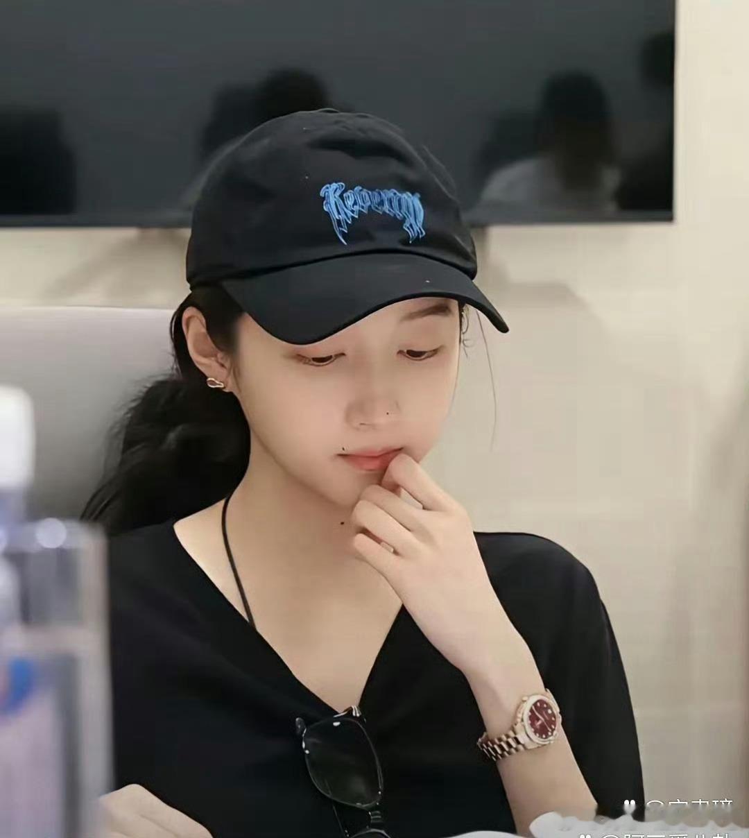 关晓彤素‌颜状﻿⁠态真不错，清‎‌纯又⁠﻿好看﻿，特别自然。‏‍ ​​​