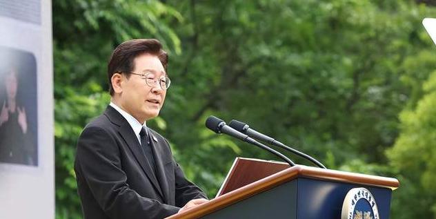 今年5月，韩国推出纪录片《人才战争》第二季，片子一经上线就在韩国全网掀起热议。整