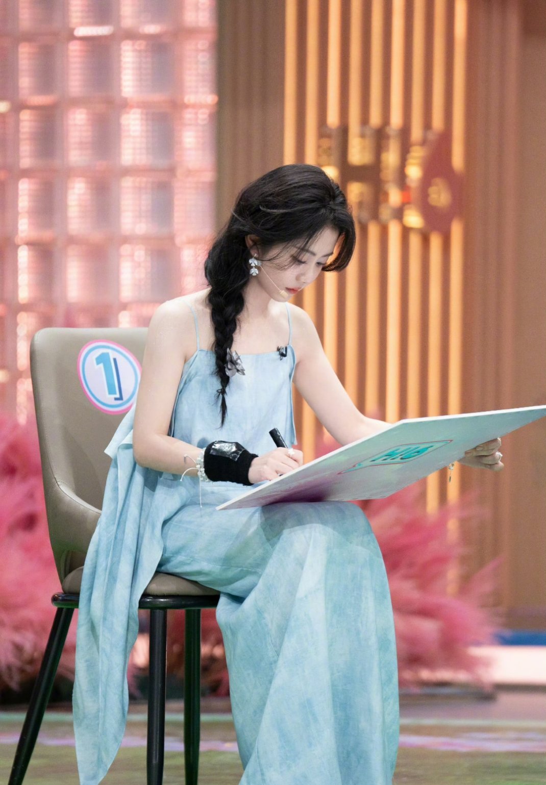 期待我们六六山公主谭松韵～好美好美!不见不散呦 