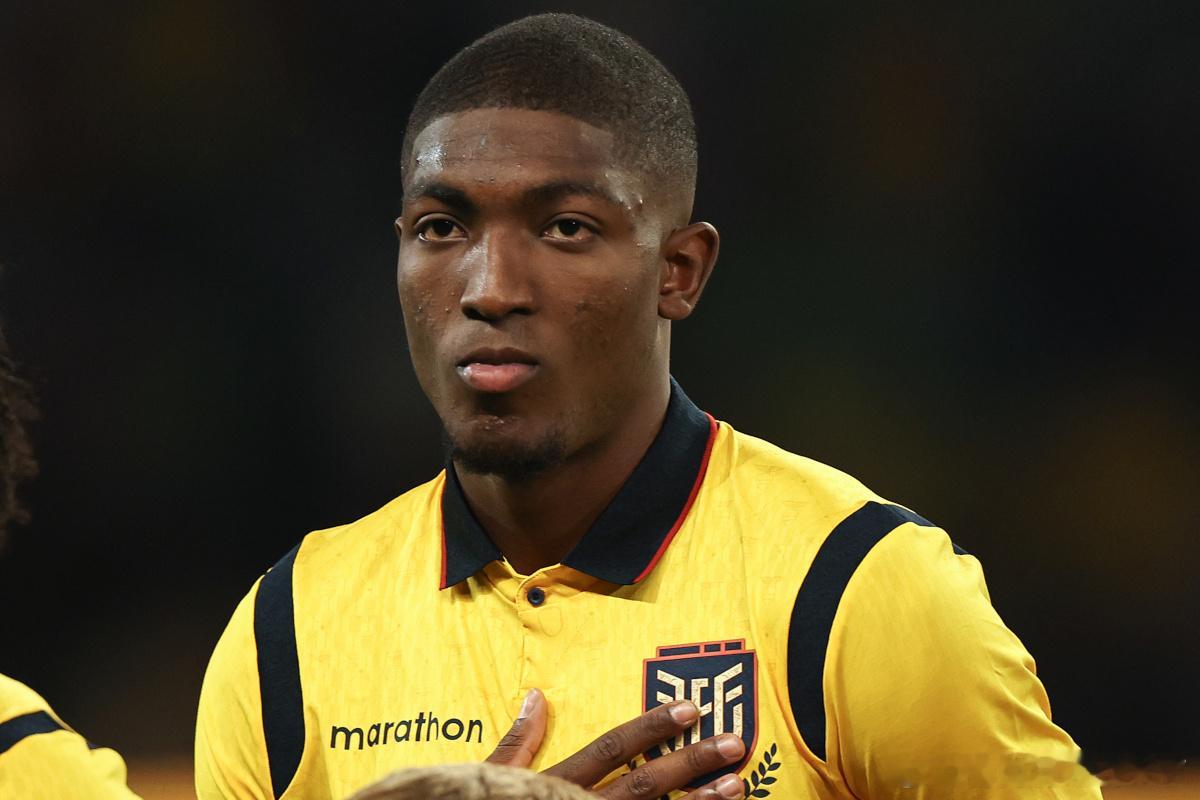 每日邮报记者斯蒂勒透露利物浦目前正在考察布鲁日俱乐部的后卫奥尔金多。出身独立队青