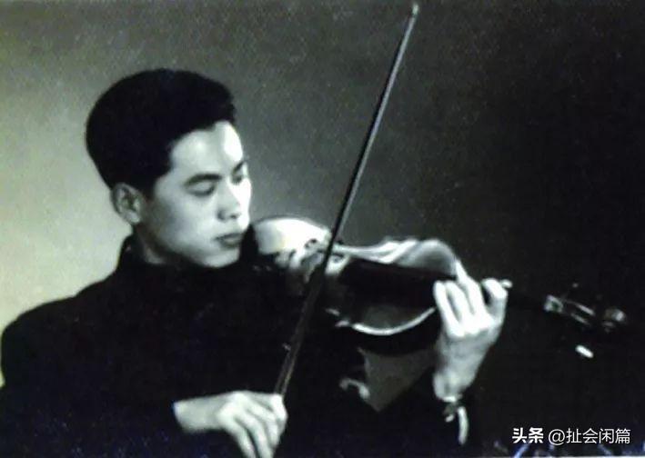 你能看出来，这是一位将近九十四岁的老人吗？
 
何占豪，1933年生于浙江诸暨，