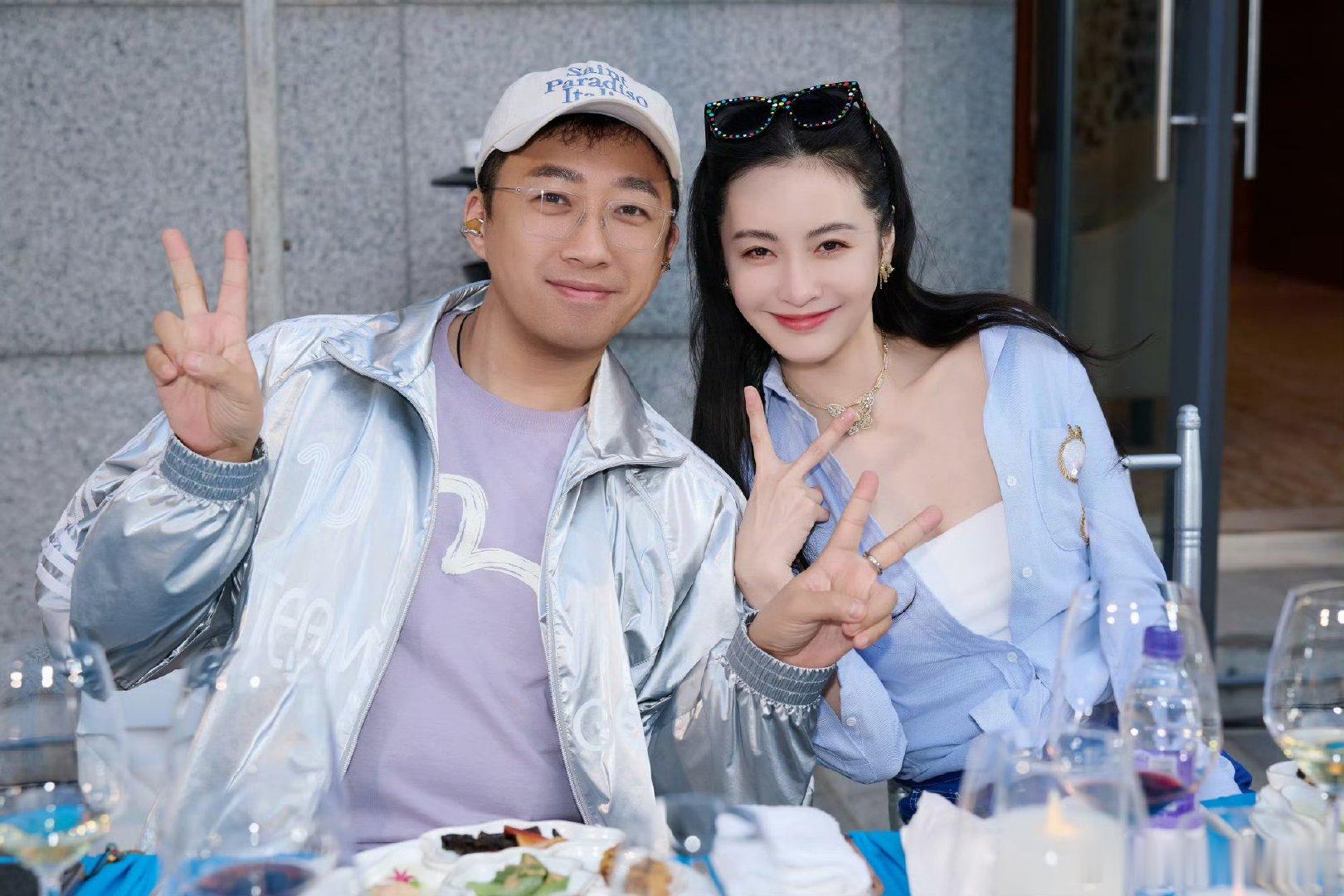 于正说蒙淇淇写的剧本问题很大于正说蒙淇淇写的剧本问题很大，还说白鹿太想和林玉芬导