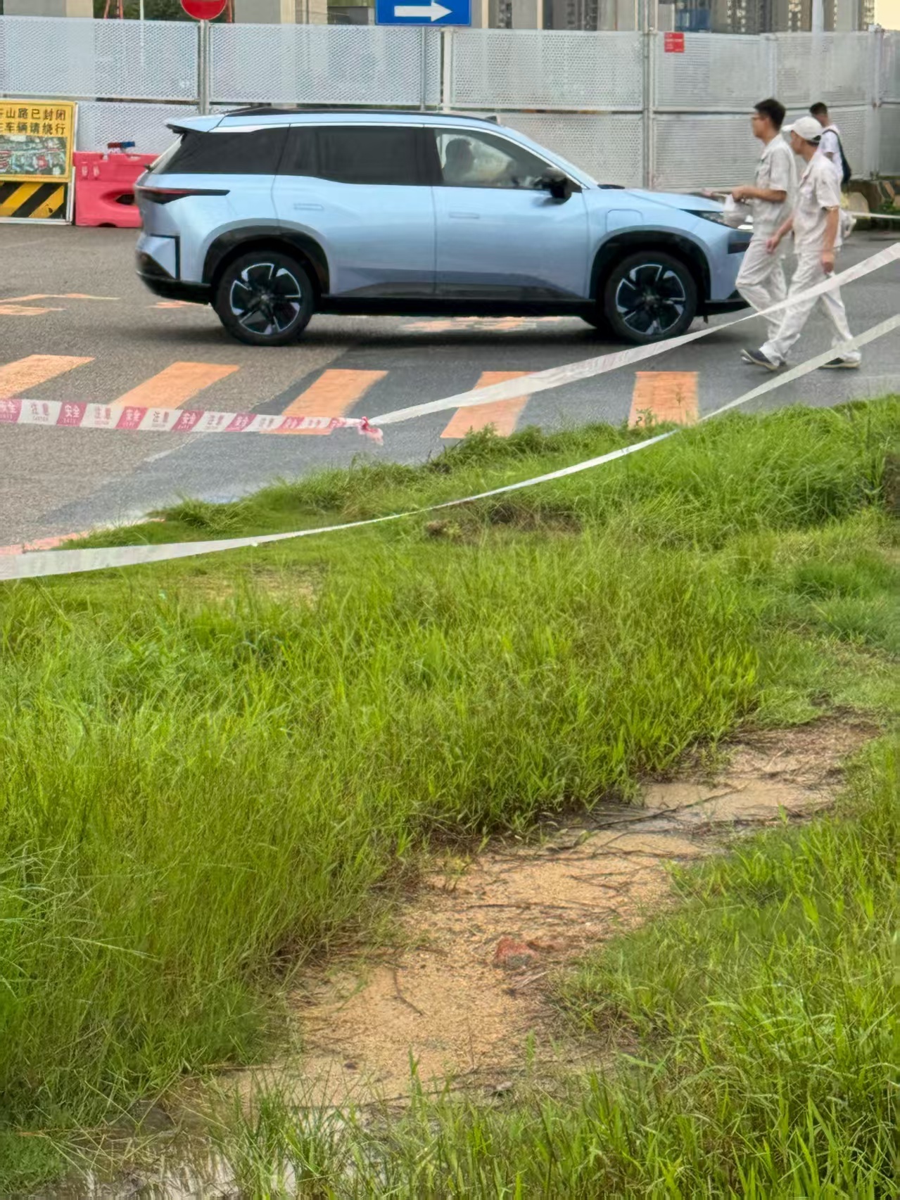 波波的小道消息 看到一台蓝色的铂智3X，盲猜是个全新的车色广丰从铂智3X开始，就