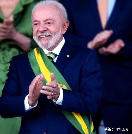 巴西总统卢拉：

在南美洲，我们把自己定位为和平地区。这里没有人拥有核弹。

这
