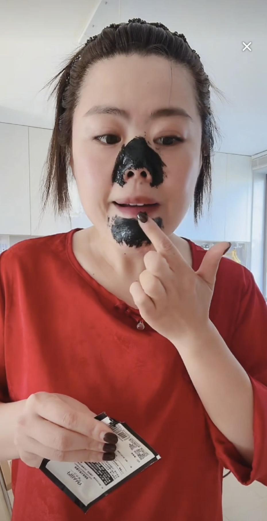 苦茶丹丹香，又开始吹牛，今日体重112。
伙伴们，今天早上起来112了，要不是生
