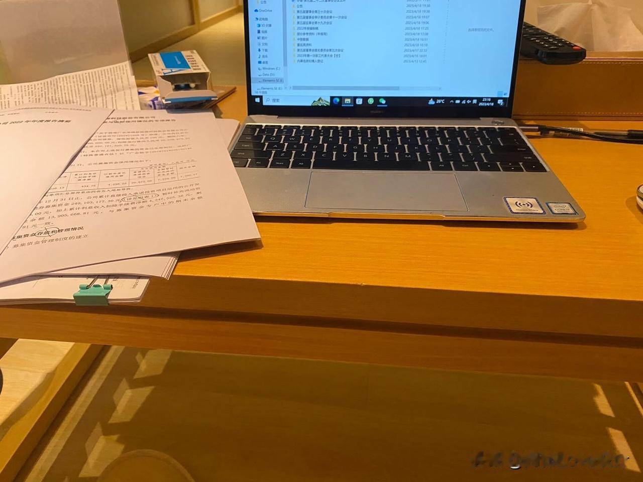 为什么好多人都说我做事啰里啰嗦？
被人说“啰里啰嗦”，通常不是因为你话多，而是因