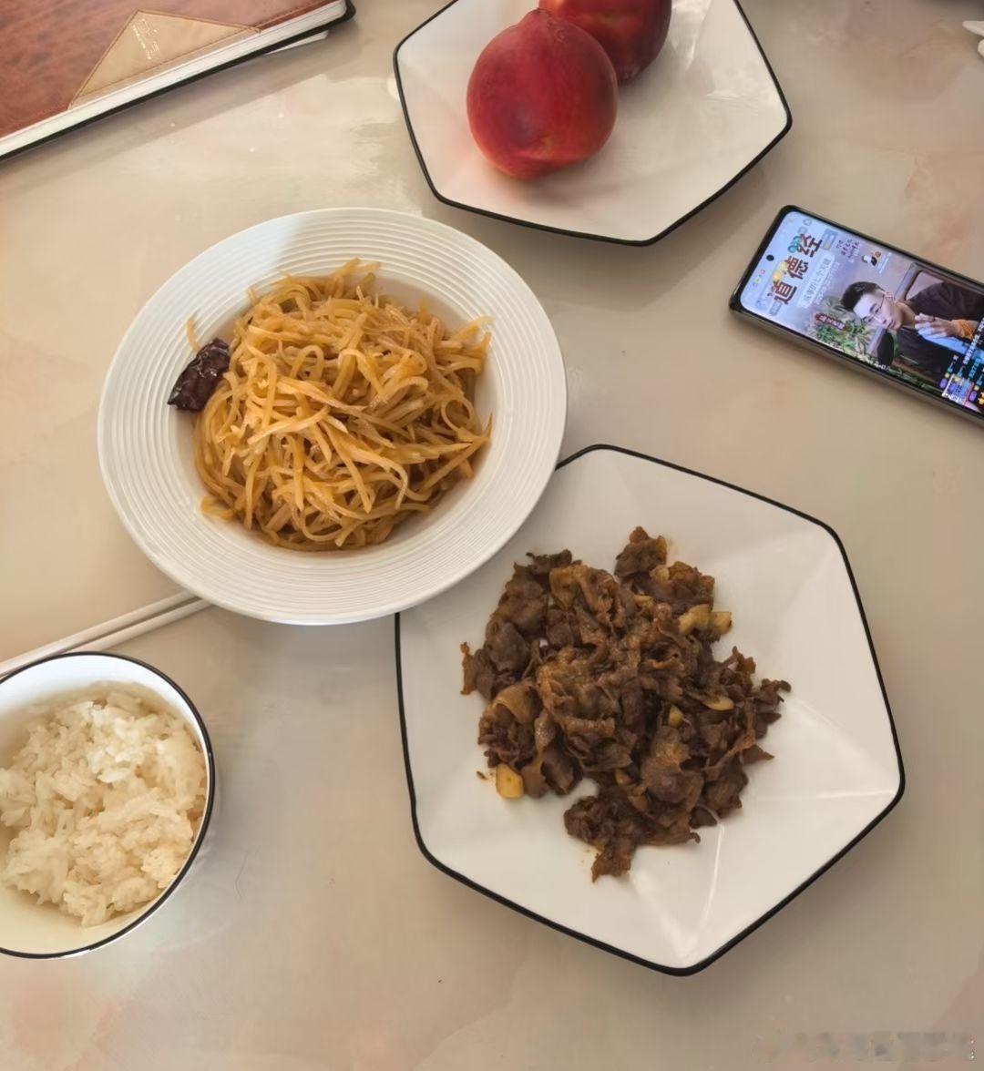 每日一餐分享  早餐吃好内心富足 