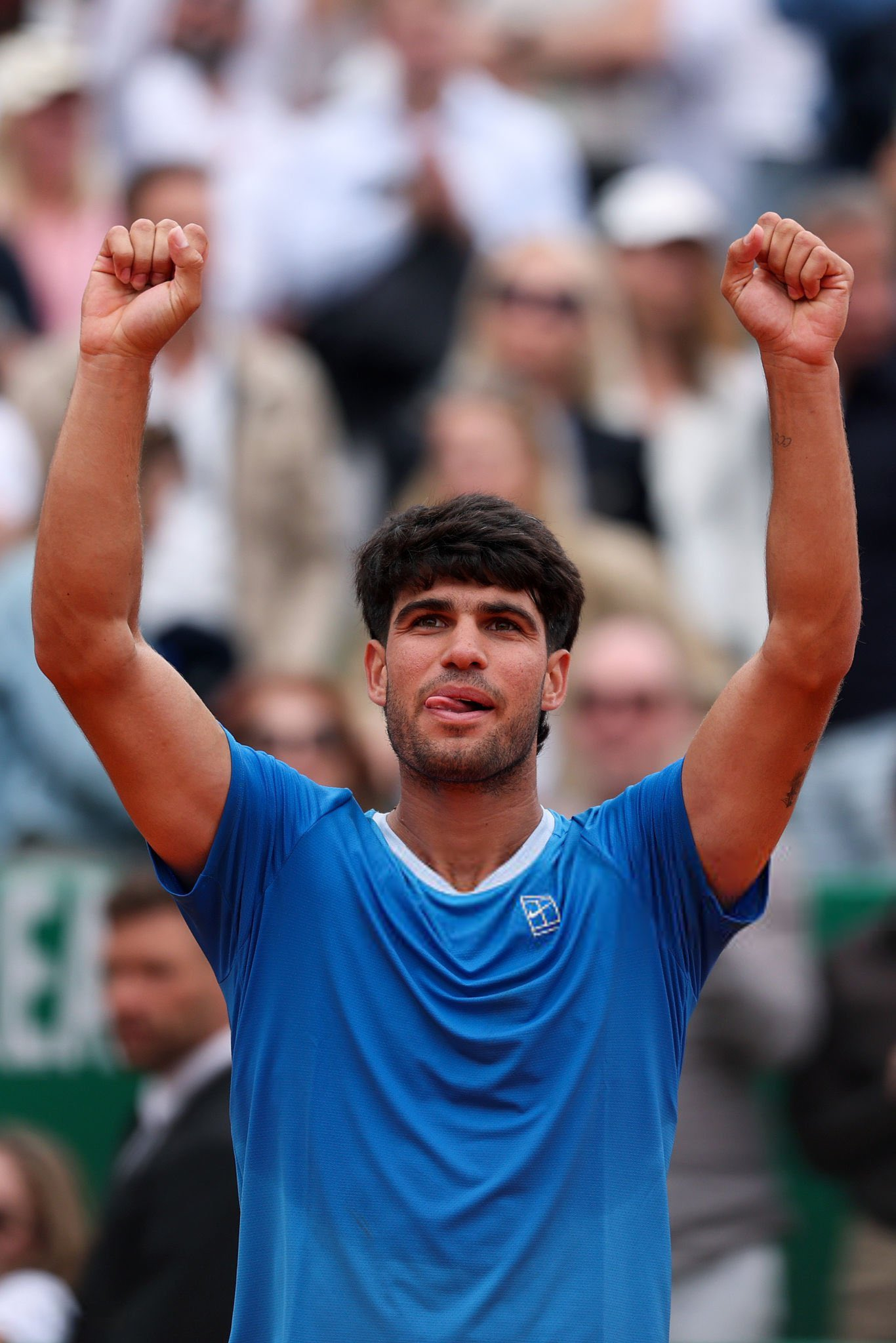 2026年的第一场辛卡决，虽迟但到！红土是阿卡综合能力相对更强的领地，但相比于去