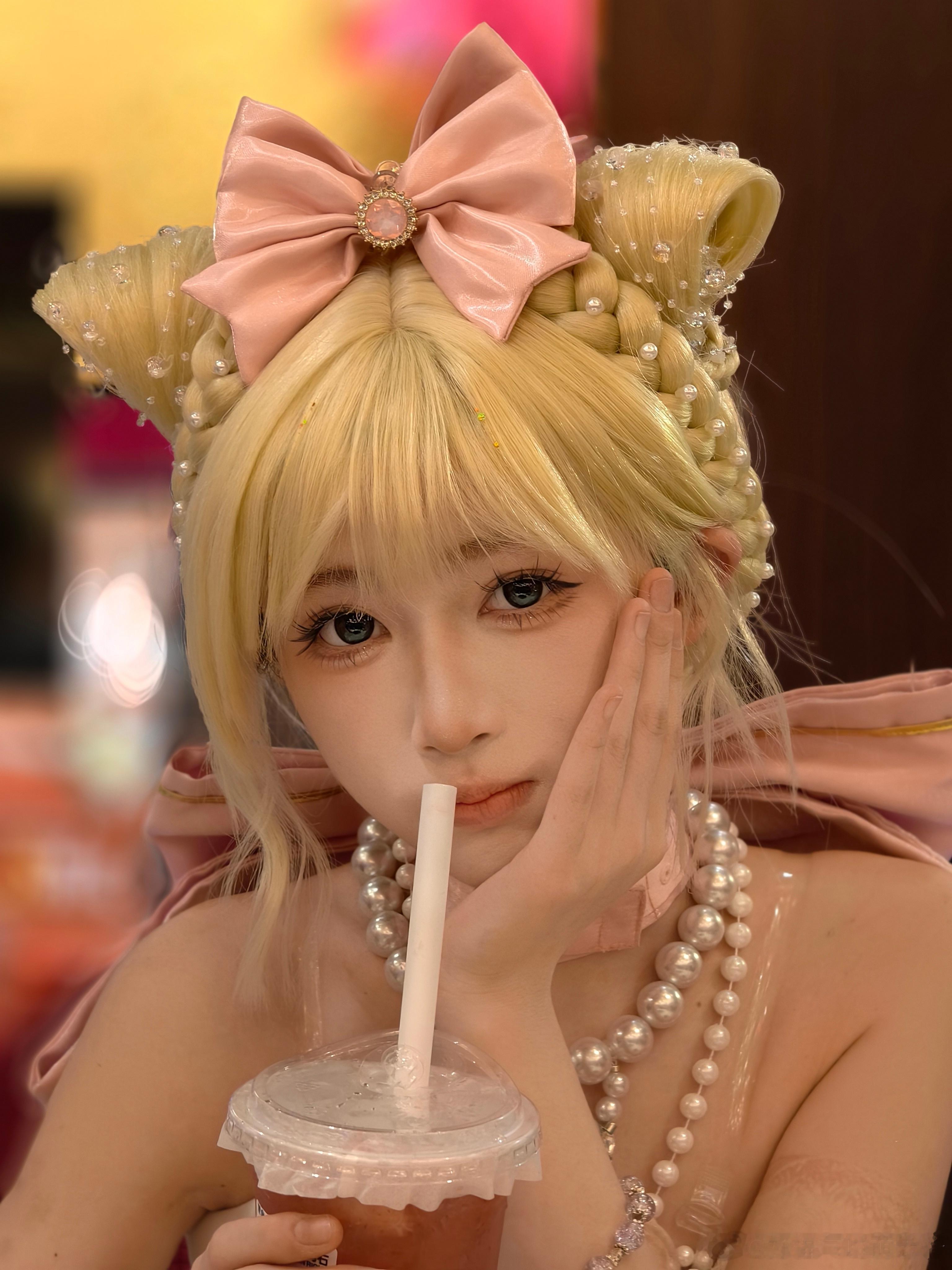 我和我兄弟吃个饭你们没意见吧
