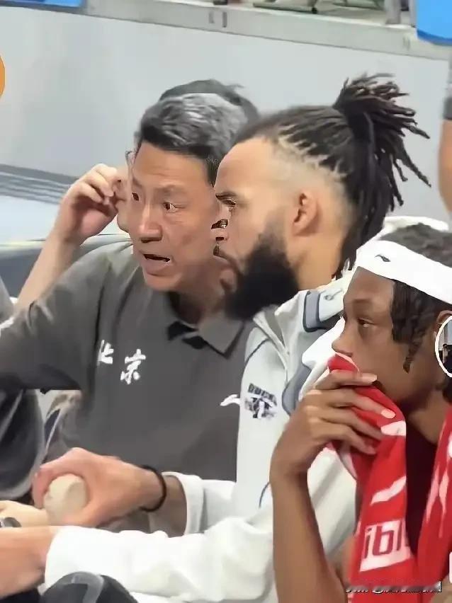 CBA本赛季最不值得的三名三大援！

1.贾维尔·麦基（北京首钢）

2.贾里德