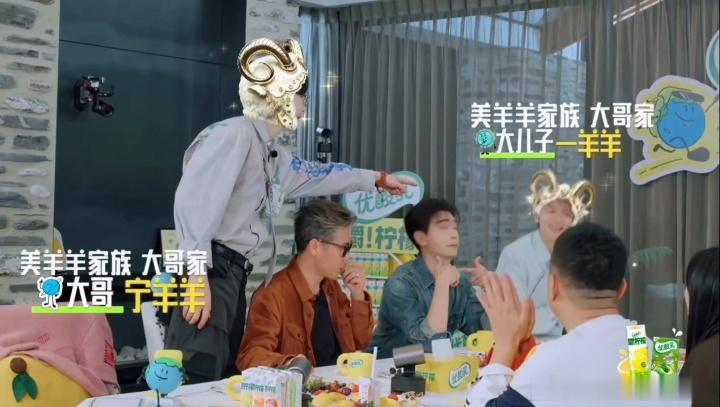 李乃文叫刘宇宁郭京飞妈妈李乃文为了赢也是豁出去了地球超新鲜 李乃文这一嗓子妈妈直