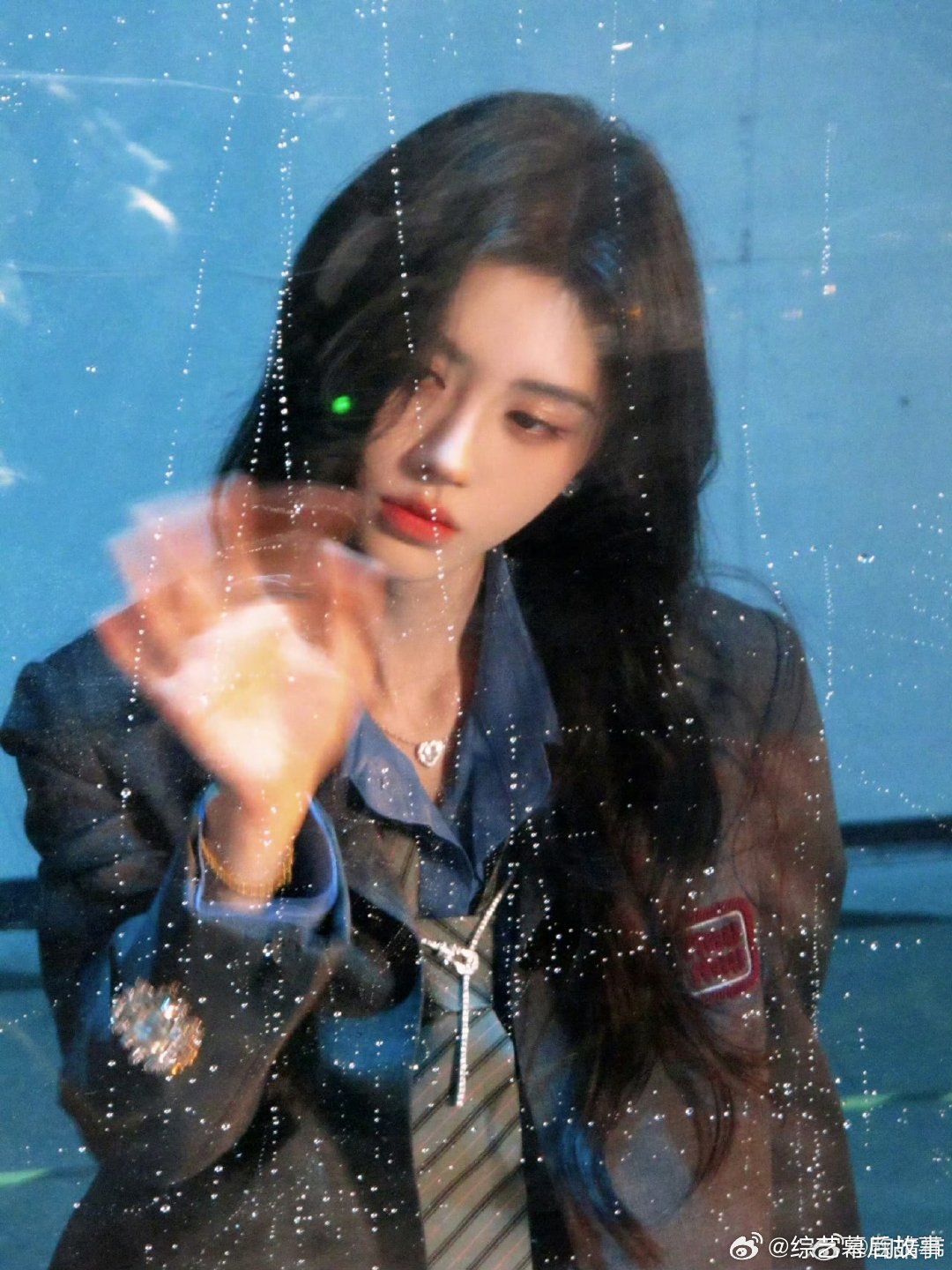 鞠婧祎露芜衣角色曲鞠婧祎献唱露芜衣角色曲 双曲齐发诚意满满，每一首都值得反复聆听