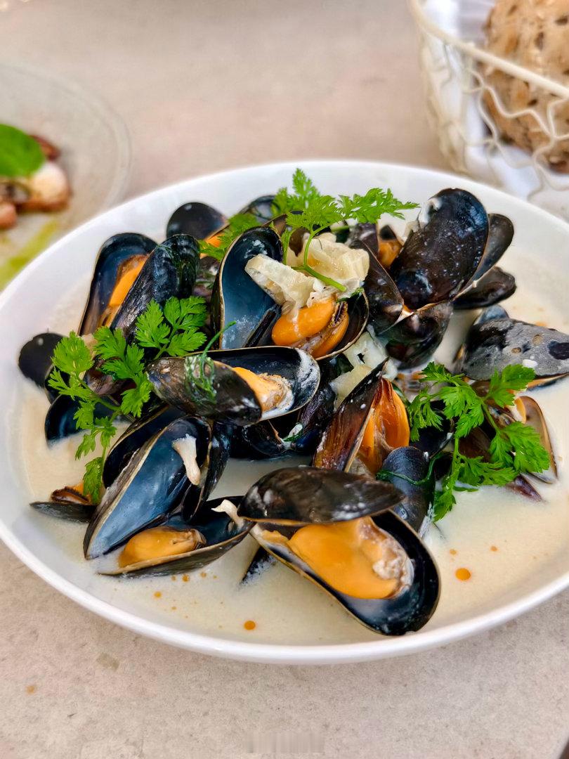 就不来Maison Jia，出了那么多厉害的新菜啊 酸甜可口的番茄冷汤Gazpa