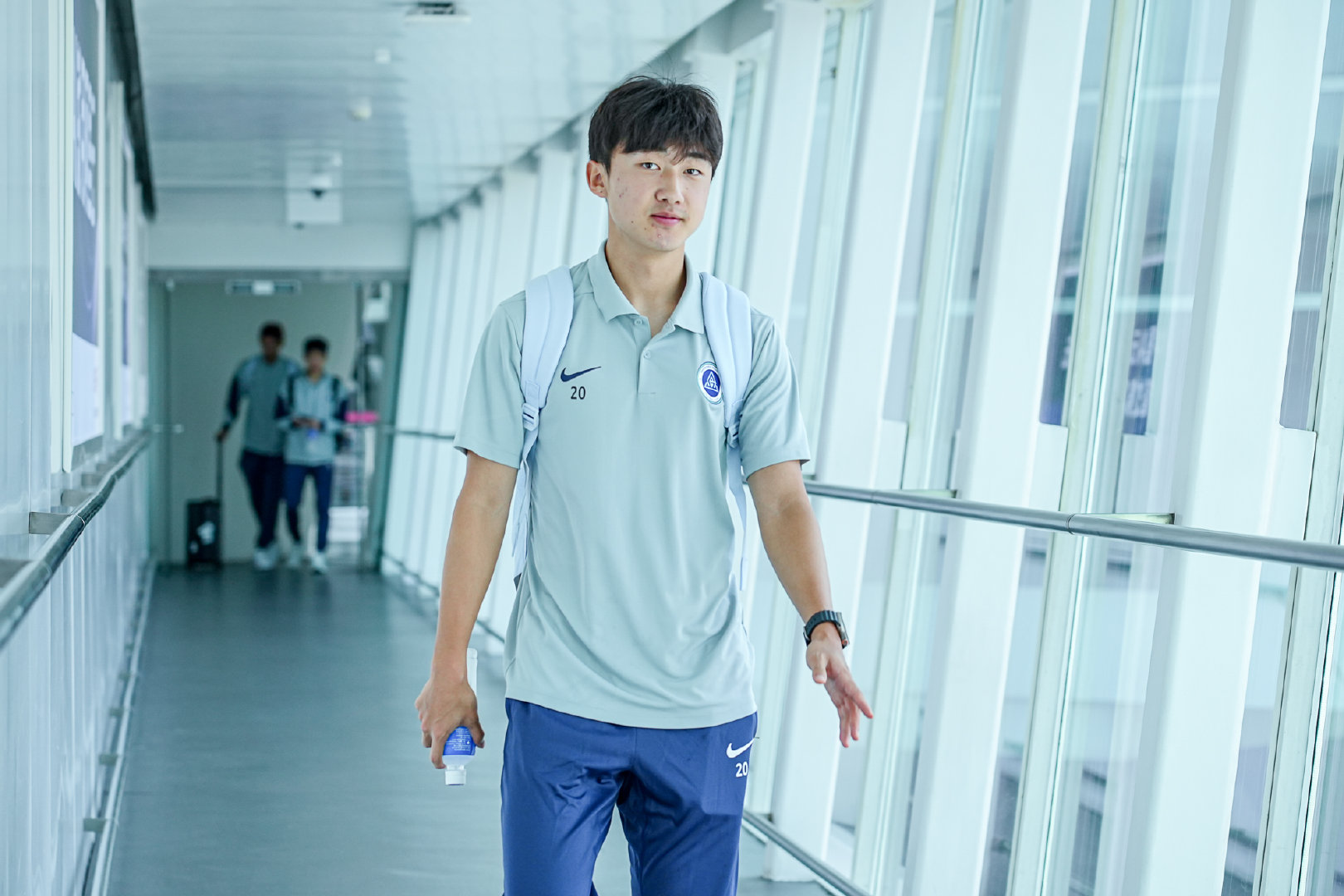 🛄 行李就绪🎫 集合完毕✈️ 飞往青岛📅 三月收官之战深圳新鹏城客战 青岛