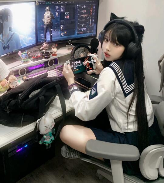 老婆说我的照片很适合画速写