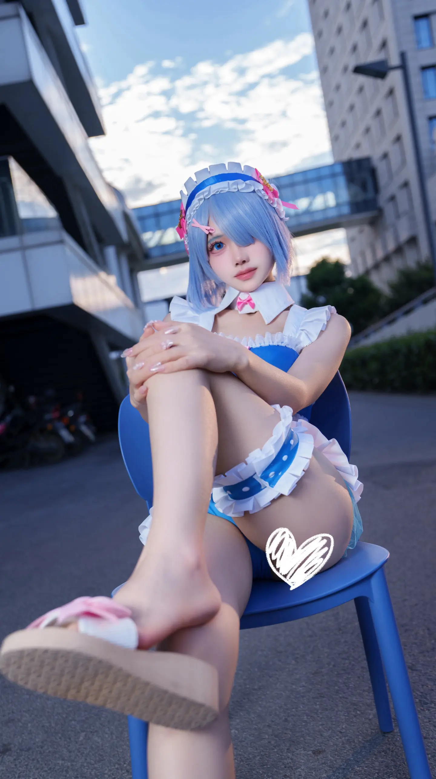 好冷>_<来点泳装蕾姆喵