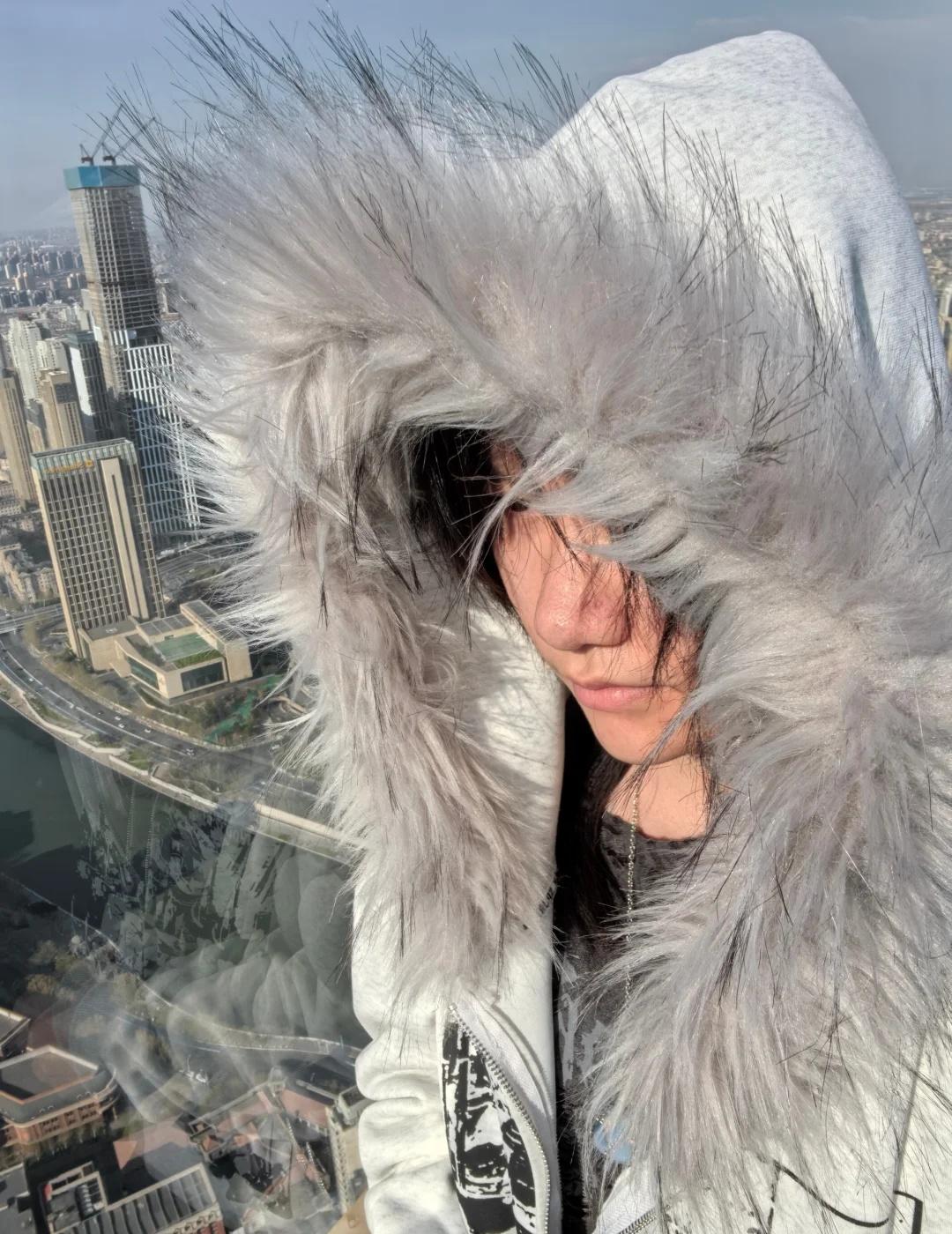 天台风好大
天津 津湾云顶高空观景台