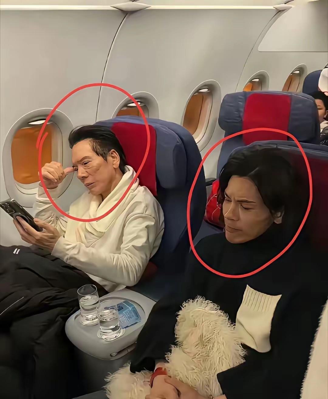 有钱人也坐经济舱，真奇怪吗？
大家都这么觉得，有钱肯定坐头等舱啊，我之前坐飞机，